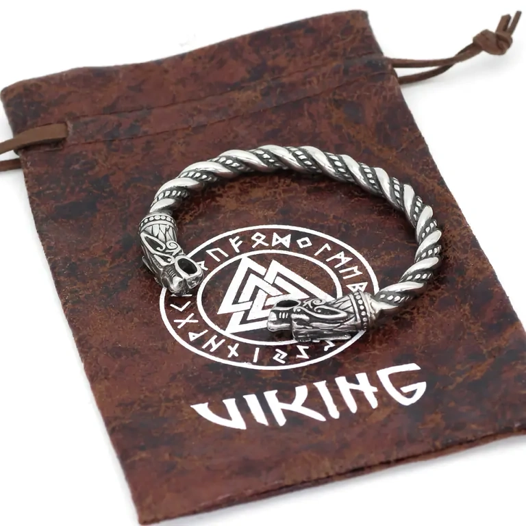 Ťažký vikingský náramok, vhodný pre gotický alebo stredoveký vzhľad