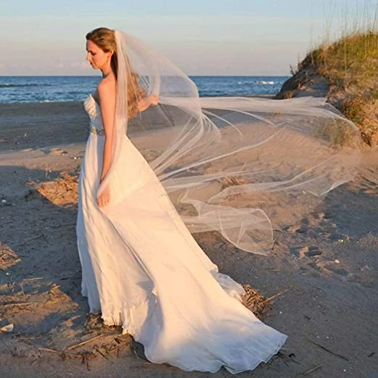 Svadobný závoj z tylu, dĺžka 2 m Svadobný tulový závoj, dĺžka 2 m, minimalistický štýl