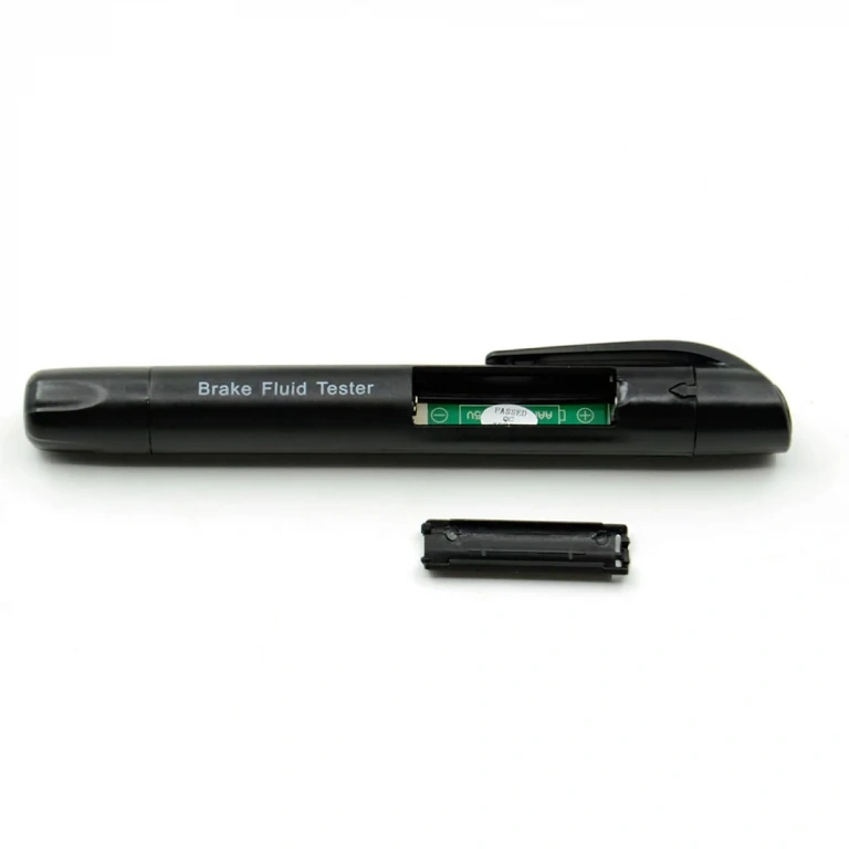 Profesionálna kontrola kvality brzdovej kvapaliny DOT4