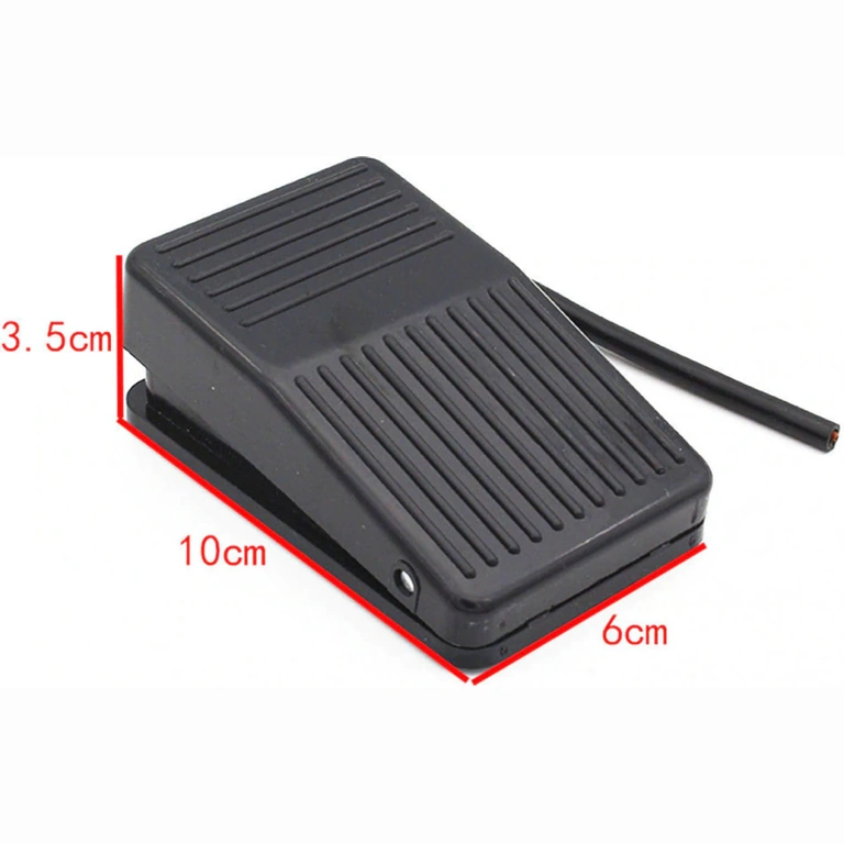 Robustný spínač pre CNC alebo obrábacie zariadenia