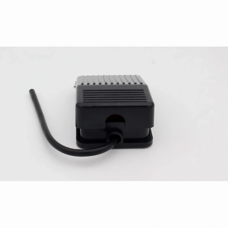 Pedálový spínač na zapnutie/vypnutie elektrického náradia