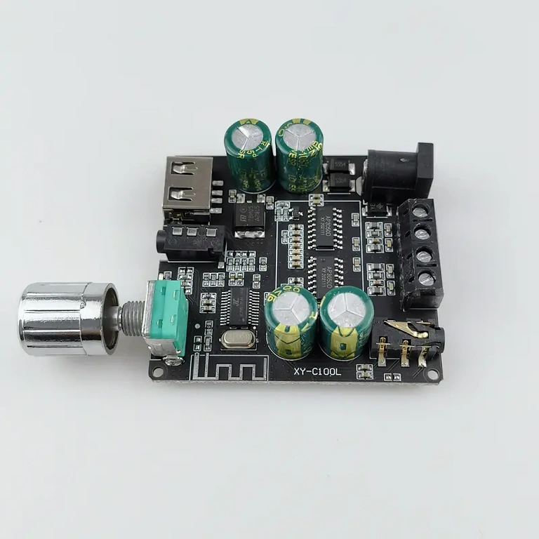 Digitálny stereo zosilňovač Trieda D s vysokým výkonom