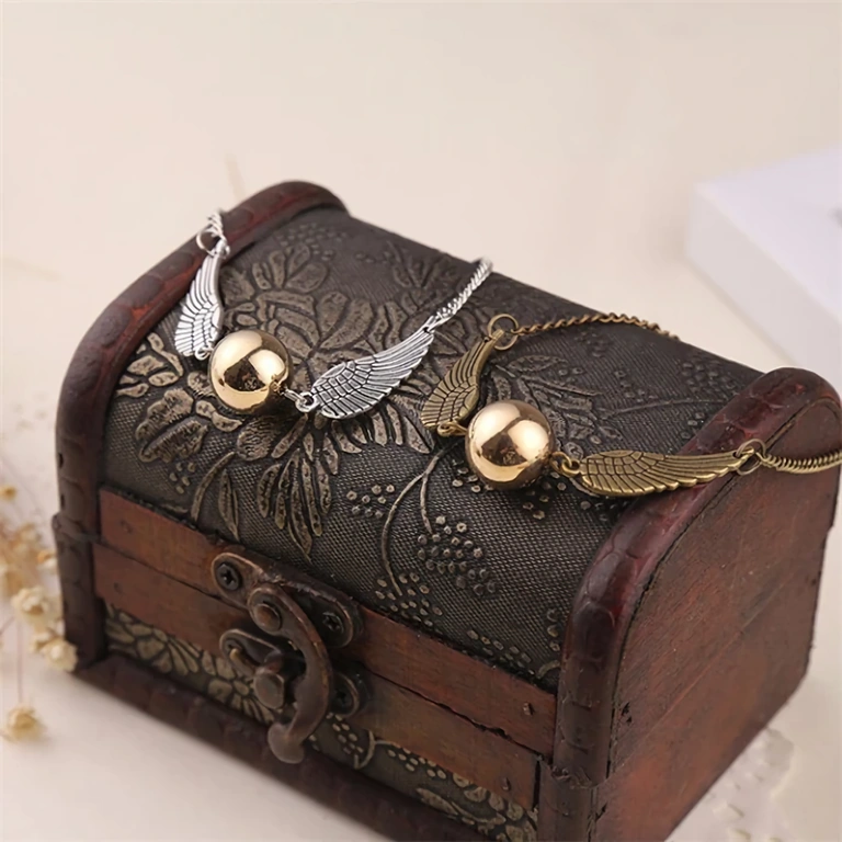 Ideálny darček – náramok so symbolmi sveta Harryho Pottera