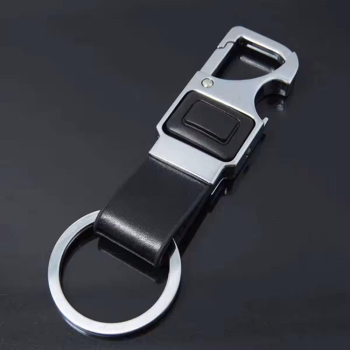 Elegantný príslušenstvo kľúčov do auta, vhodné ako darček