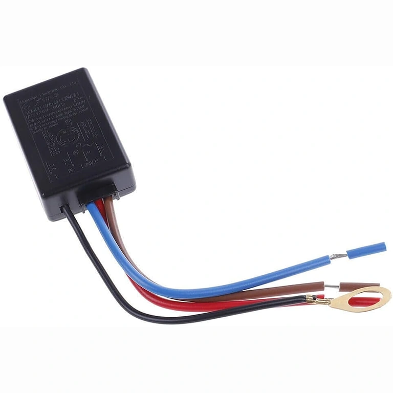 Interný dimmer s 3 úrovňami intenzity pre LED žiarovky