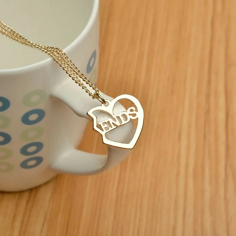 Tri zlaté prívesky BFF – prívesky srdce