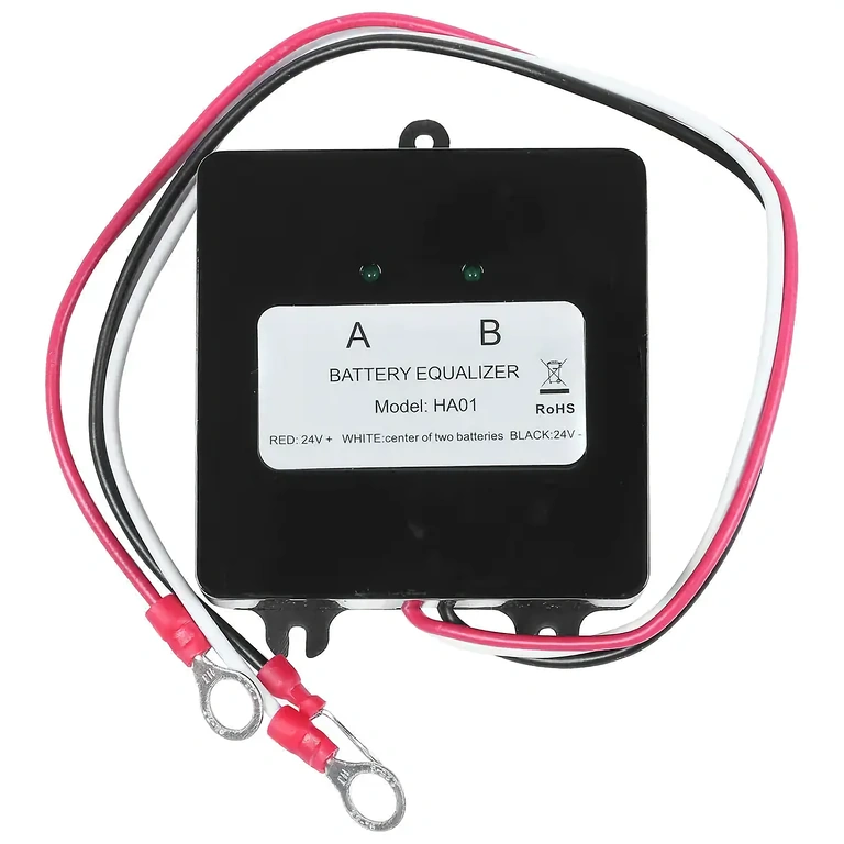 Automatické zariadenie na vyrovnávanie napätia v systémoch s viacerými batériami