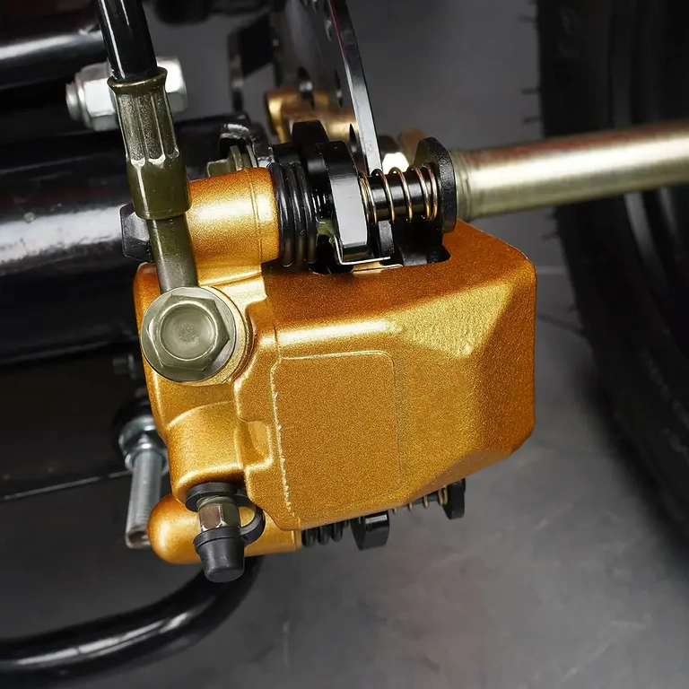 Strmeň z hliníkovej zliatiny s brzdovými doštičkami pre off-road ATV