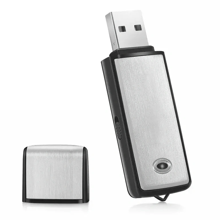 USB kľúč so špionážnym mikrofónom a pamäťou 16GB na diskrétne nahrávky