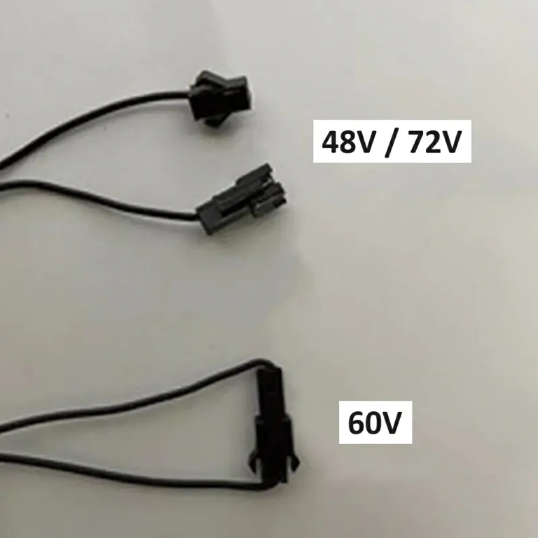 Digitálny displej kompatibilný s rôznymi napätiami