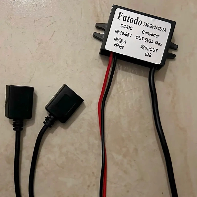 Konvertor napája kameru zo zdroja 48V