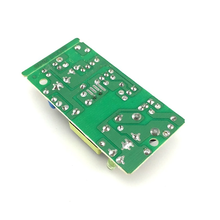 Obrázok spínaného zdroja 5V 2A s technológiou switching