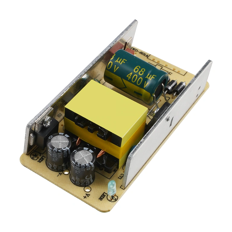 Stabilizovaný napájací adaptér 24V 3A, efektívny a spoľahlivý