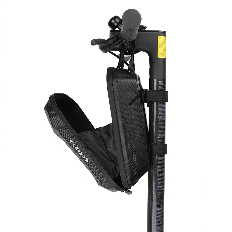 Geanta kolobežky vyrobená z odolných a trvácnych materiálov