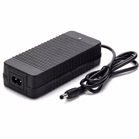 Nabíjačka Li-Ion 21V 2A pre akumulátory 18650, 18V a BMS 5S