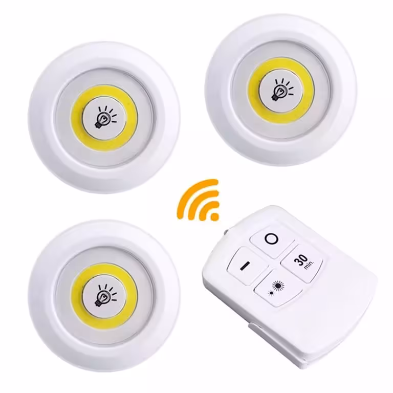 Sada 3 LED spotov s diaľkovým ovládačom – lampy na batérie pre vnútorné osvetlenie