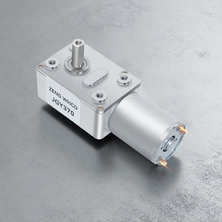 Detail D-profil hriadeľa z tvrdej ocele motora s prevodovkou 12V