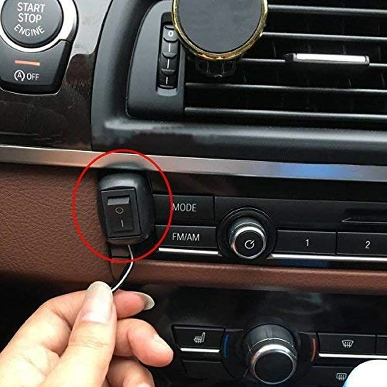 Montáž ON/OFF spínača s lepiacou páskou