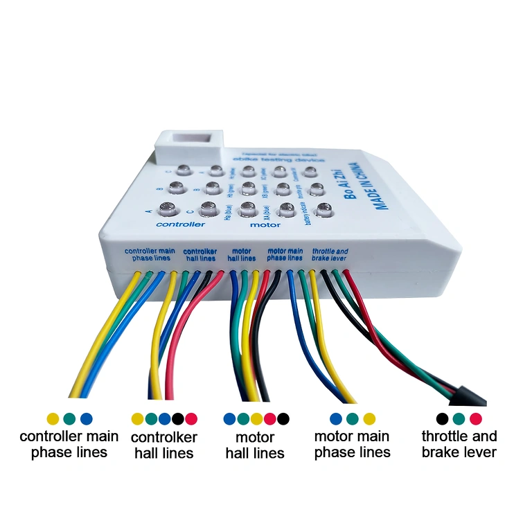 Detail pripojení univerzálneho testera pre elektrické bicykle a kolobežky